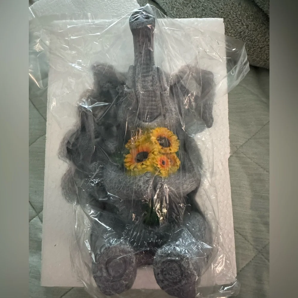 Elephant and Sunflower Figurine with Lights, Outdoor Decorations for Yard, patio